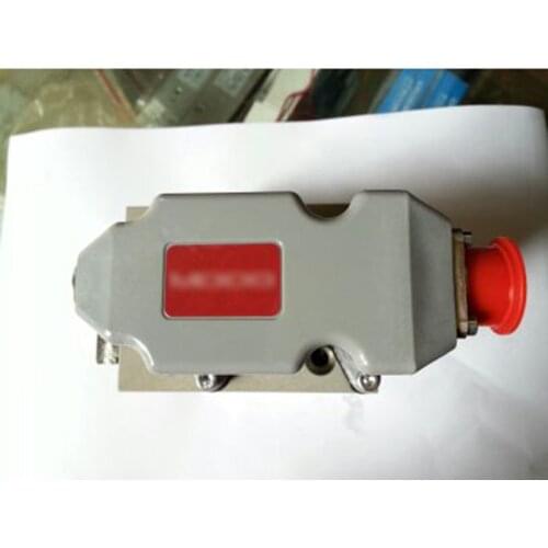 New original Servo Valve G631-3005B With 1 year