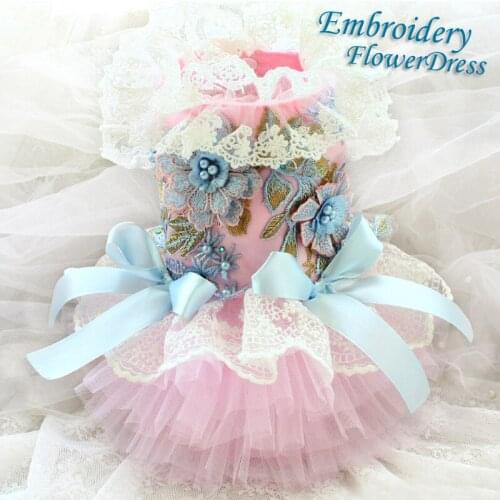 Free Shipping Handmade Dog Clothes 3D Embroidered Pearl Flowers Lace Collar Cuff Layer Up On Layer Skirt Dog Dress Pet Outfit