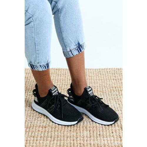 Tonny Black Running Shoes