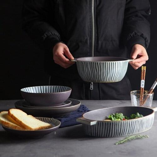 LingAo Hand-painted porcelain tableware by Japanese Artist Tsuyoshi Murakami is a household dish with two ears and blue lines