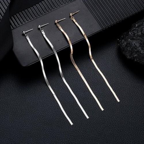 Aphseem Women's Gold Earrings
