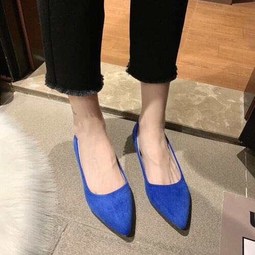 2020 Spring New Lightweight And Comfortable Solid Color Flock Wild Fashion Pointed Toe Womens Flat Shoes Slip-On W28-29