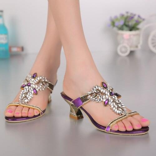 Manufacturers wholesale new summer fashion sandals, han edition flowers set auger thick with manual diamond with big yards in th