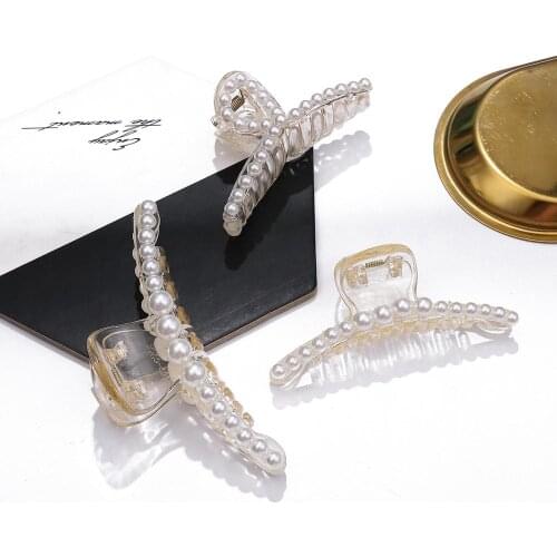 1 pcs Fashion Hair Claw Pearl Hair Claw White Simulation Pearl Hairpin Crab Retro Headdress For Hair Clips Hair Accessories