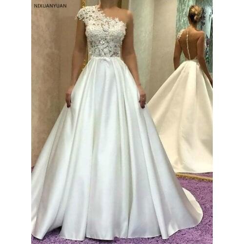 One Shoulder Wedding Dresses 2021 Lace Appliques Button Back A Line Wedding Gowns Satin Wedding Dress White Ivory Bridal Gown