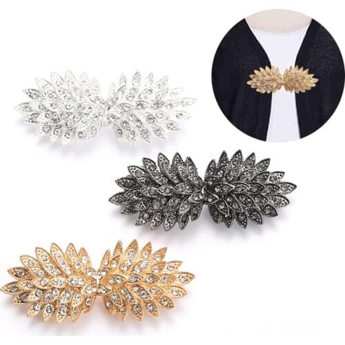 Retro Shiny Crystal Cardigan Clip Cape Cloak Clasp Feather Heart Cheongsam Buckle Brooches Sweater Buttons Clothing Pins Gift