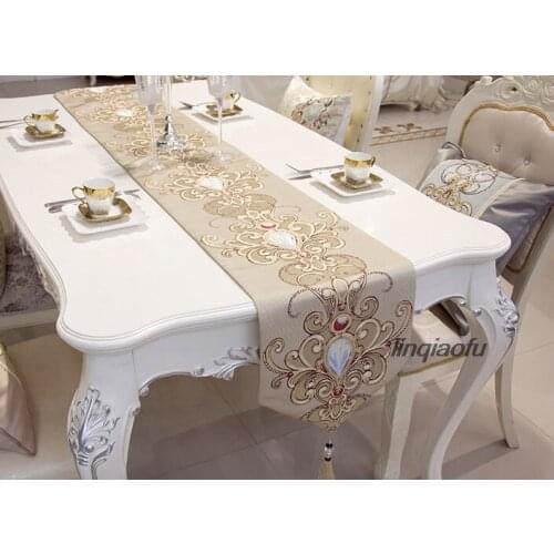 European-style worsted table runner, modern simple and stylish long decorative table runner