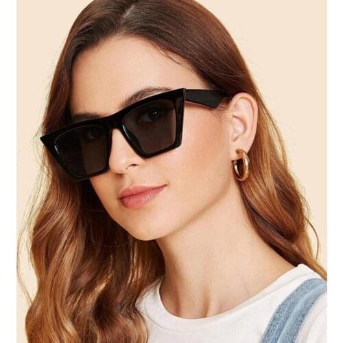 HKNA Classic Cat Eye Sunglasses Women Vintage Gradient Mirror Glasses Women/Men Retro Cat Eye Sunglasses Gafas De Sol Mujer