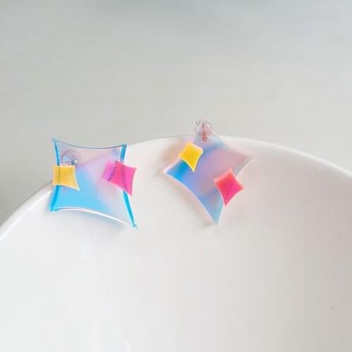 2021 Trend Korean Fashion Cute Earrings for Women Small Geometry Acrylic Cool Statement Earring Color Changed Unusual Earings