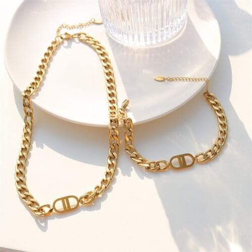 YUN RUO European and American Retro Fashion Necklace Bracelet womens Jewelry Set Hip-hop Metal Chain Titanium Steel Material