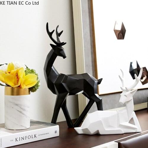 Modern Resin Black and White Deer Sculpture Three-dimensional Animal Statue Figurine Desktop Decor Home Decoration Wedding Gift