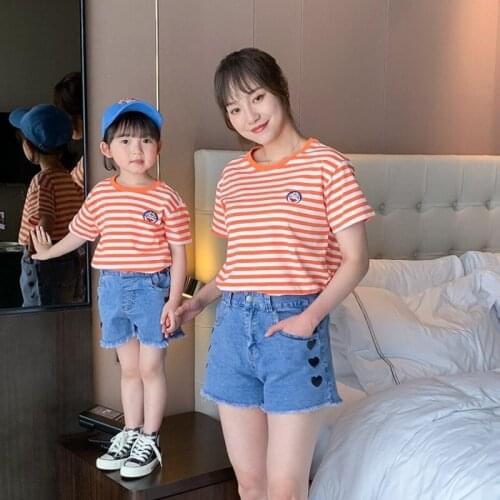 Mothers Day 2021 Striped T-shirt Large Size Family Matching Outfits Loose Short-sleeve Tops Baby Girl Clothes Streetwear Summer