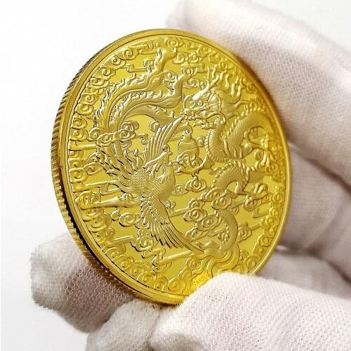Dragon and Phoenix Chengxiang Gold Plated Coin Zodiac Animal Coins Metal Badge Gift Art Collection