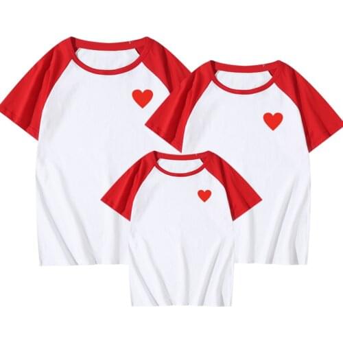 New Red Heart Mom Dad Baby T Shirts Summer Casual Clothes Family Matching Outifts Short Sleeve TShirt