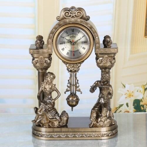 Vintage Table Clock Pendulum Clocks Golden Statue Musical Theme Living-room Decoration Quarts Needle Resin Antique Scenic WF