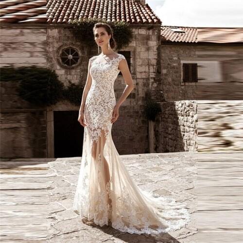 Illusion Sleeveless Mermaid Wedding Dresses With Buttons Back Natural Slim Fishtail Bridal Gowns Fashionable Wedding Wear