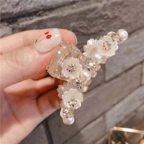 Women Hair Claws Simple Cute Shell Flower Hair Clips for Girl Fashion Hair Accessories Wholesale