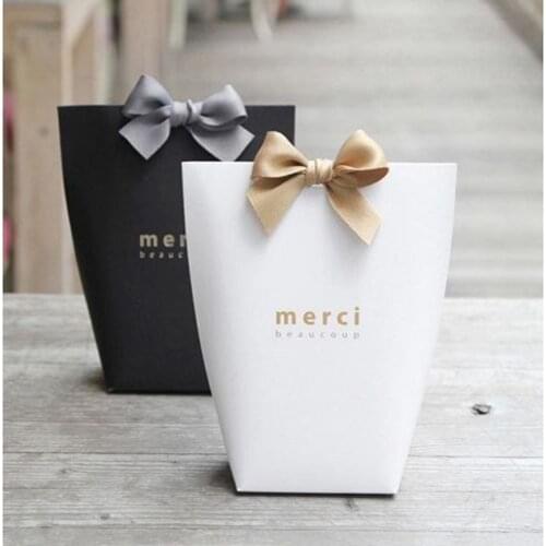 1-5pcs Black White Kraft Paper Bag Bronzing French "Merci" Thank You Gift Box Package Wedding Party Favor Candy Bags with Ribbon