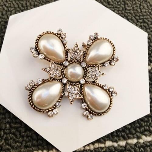 2 Inch Antique Gold Tone Black Crystal and Teardrop Pearl Brooch Vintage