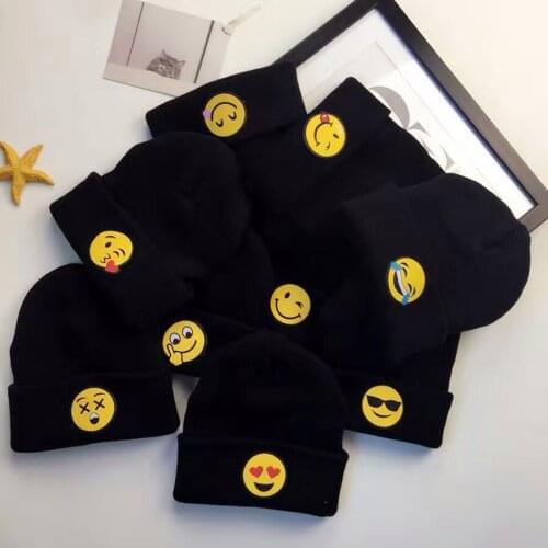 New Men Women Winter Skullies Hats Smile Kiss Cry Emotion Embroidery Lovers Emojo Knitted Beanie Hip Hop Beanie Cap