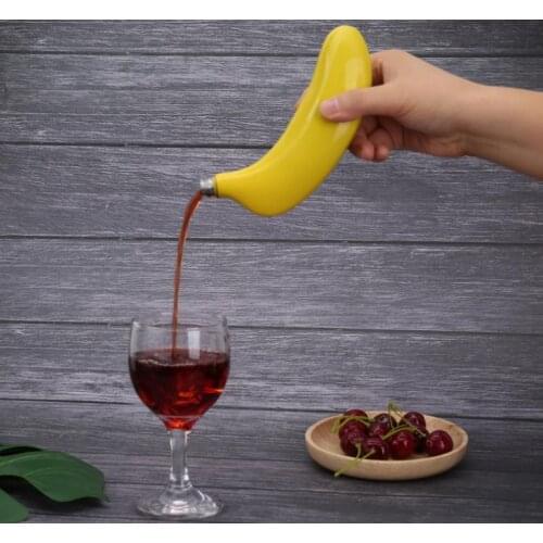 5oz Banana Shaped Hip Flask Pot Stainless Steel Wine Bottles Kitchen Bar Drinking Accessories SN3487