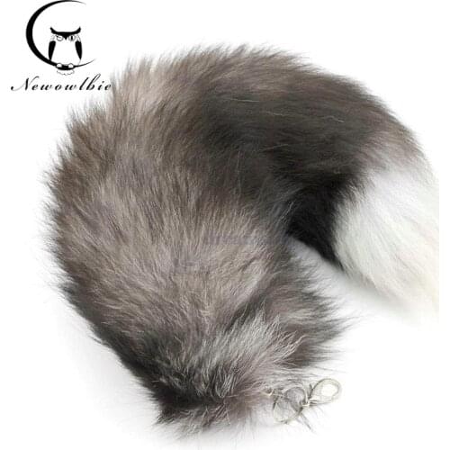 Oversized real fox tail ornaments Car key chain pendant buckle creative gift Womens fur bag pendant