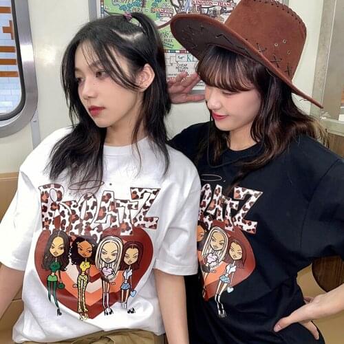 Female T-shirt y2k Vintage T-shirt Street goth T-shirt Harajuku black Women Short Sleeve Tee Tops BRATZ Print Oversized t-shirt