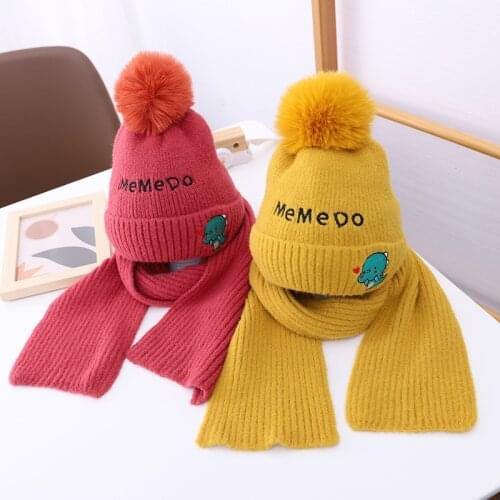 Doitbest 2 to 6 years old winter beanie for kids boys fur ball dinosaur Knit hats 2020 winter 2 pcs boy girl hat scarf set