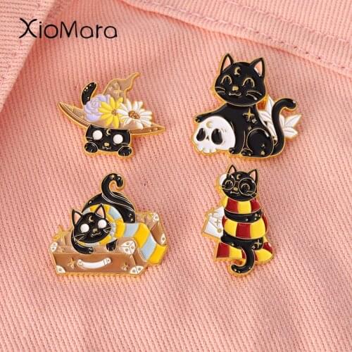 Black Cats Lapel Pins Scarf Vintage Briefcase Floral Magic Hat Brooches Metal Badges for Bag Hat Fantasy Movie Jewelry Gifts