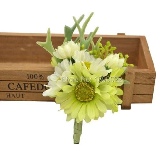 Wedding Artificial Daisy Flowers Bride Godfather Boutonniere Groom Groomsman Bride Corsage Ceremony Host Brooch Ivory Green
