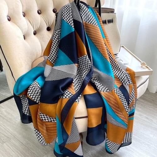 Luxury brand Autumn and winter women New style Fashion Color matching Print silk scarf lady Popular headcloth beach shawl