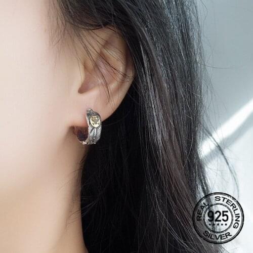 S925 Silver Hoop Earrings Feather For Women Men Korea Retro Fashion Simple Punk Design Female Student Party Gift Jewelry INEFFA