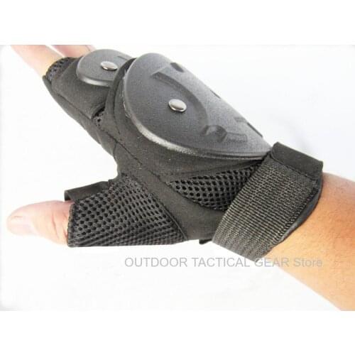 Outdoor Ares Tortoiseshell Anti-riot Half-finger Tactical Gloves