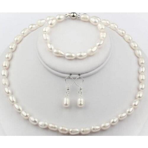 8-9mm White Natural Freshwater Pearls Necklace, Bracelet and Earrings Set