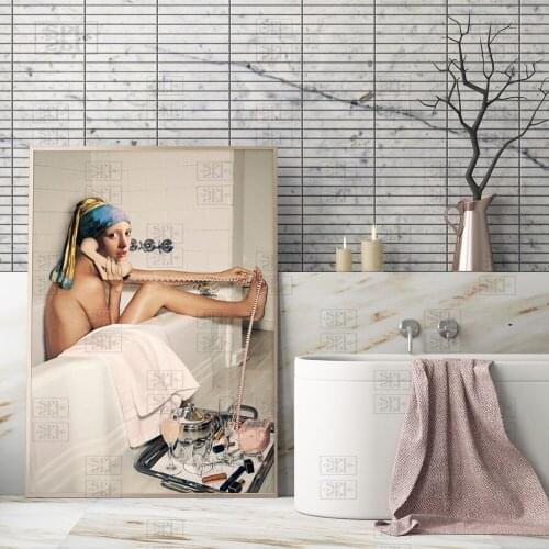 Girl with a Pearl Earring Poster Fashion Art Bathroom Canvas Painting Modern Home Decor Wall Art Print Picture for Living Room