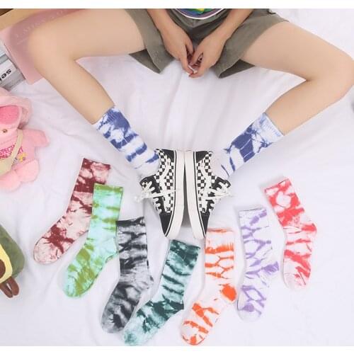 Autumn and winter fashion tie-dye socks Korean style Harajuku hip-hop skateboard socks unisex holiday gift happy cotton socks