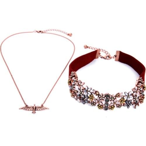 Red Leather Suede Flower Choker Necklace Alloy Bird Pendant Necklace Women Statement Jewelry Accessories