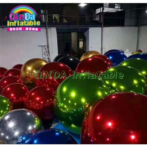 Giant gold/red/green inflatable christmas Mirror Balls Floating Mirror Ball Inflatable Silver Reflective Balloon For Advertising
