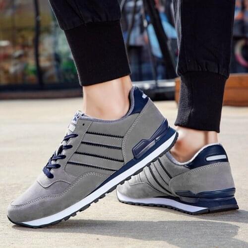 2021 artificial Leather Men Causal Shoes Male Spring Men Casual Light Shoes Sneakers Lac-up Flats Breathable Outdoors Sapato