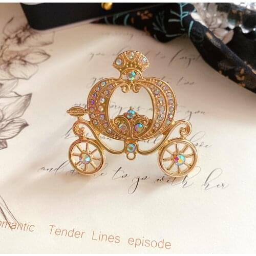 Fashion Vintage Rhinestone Pumpkin Car Brooch For Women Baroque Colorful Crystal Brooch Pin Christmas Accessories Fine Jewelry