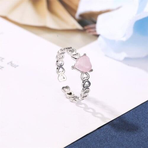 Exquisite pink heart-shaped crystal ring womens simple style engagement ring love ring ladies fashion wedding ring jewelry gift