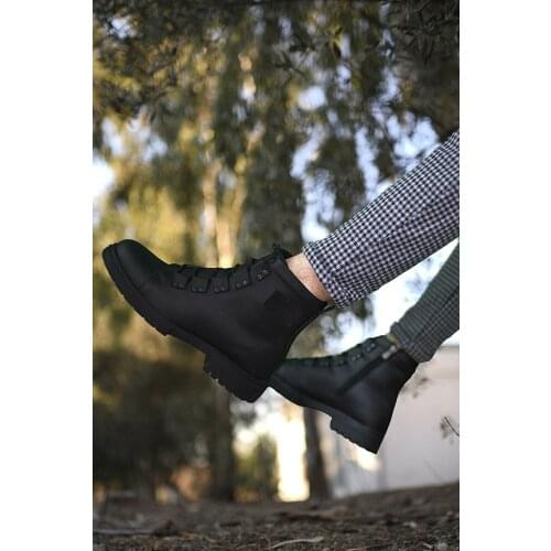 Motorcycle High Quality Outdoor Classic Hiking Shoes, Men Walking Sneakers, Winter Popular Fashion Climbing Black Sport Footwear