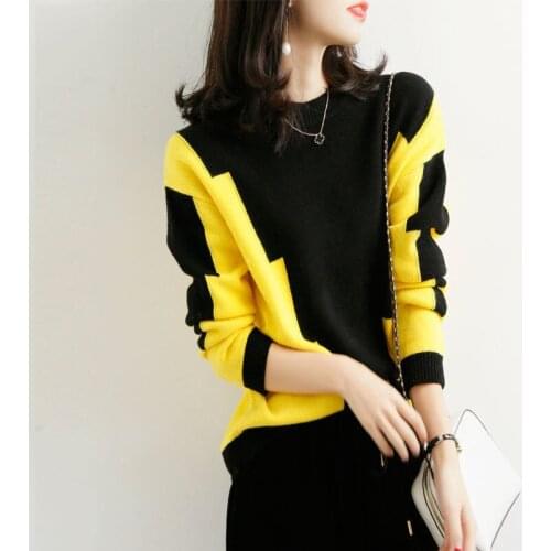 2020 Autumn and Winter New Womens Round Neck Thick Woolen Sweater Retro Color Matching Bottoming Shirt Loose Top