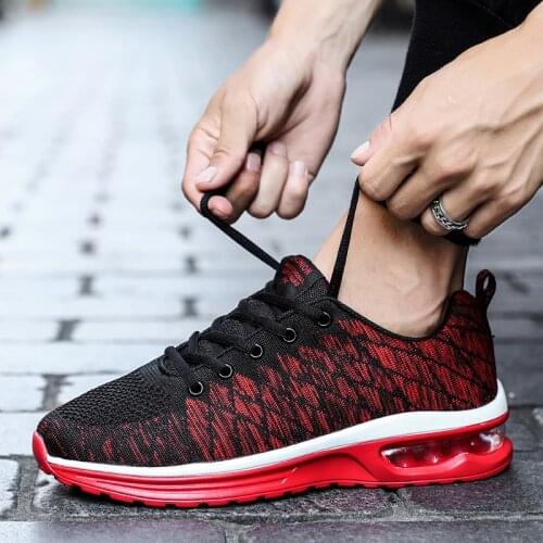 Couple Running Shoes Fashion Breathable Outdoor Male Sports Shoes Lightweight Sneakers Women Comfortable Athletic Footwear