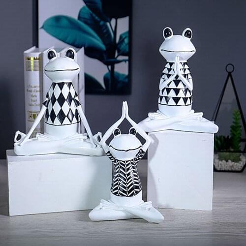 Frogs Meditating Zen Garden Yoga Figurine Poly Resin Office Desktop Yard Decoration Ornament Modern Art Кальян 2021 Sculpture