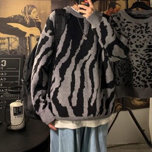 Winter Thick Leopard Sweater Mens Warmth Fashion Retro Casual Knitted Pullover Men Loose Korean Sweaters Mens Clothes M-XL