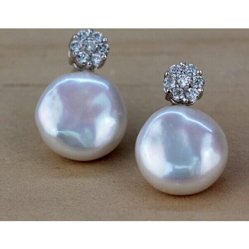 Natural pearl earring