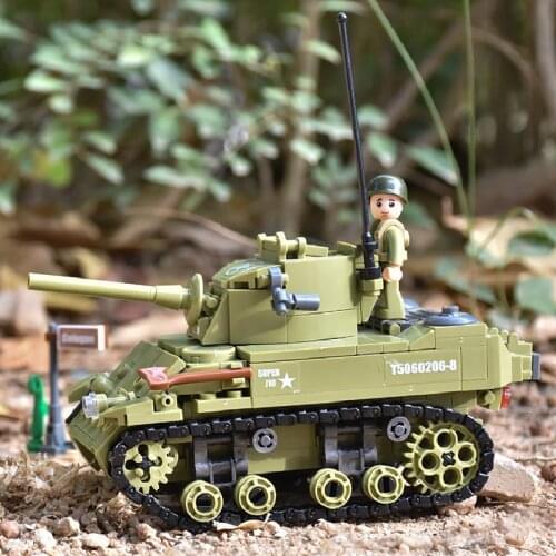 344pcs WW2 M3/M5 Stuart Tank Building Blocks Military Stirling Weapons Bricks Set With 2 Soldiers Models Toys For Children Gifts