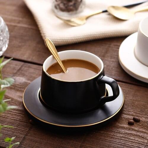 Tea Cups Nordic Reusable Coffee Cup Set Espresso Cups Water Fine Bone China Cute Cappuccino Cup Christmas Crockery Home LZI099