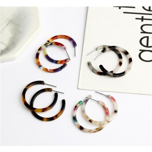 Fashion Leopard Print Multi-Color Acrylic Acetic Acid Drop Earrings for Women Girl Personality Simple Geometric Pendant Earrings